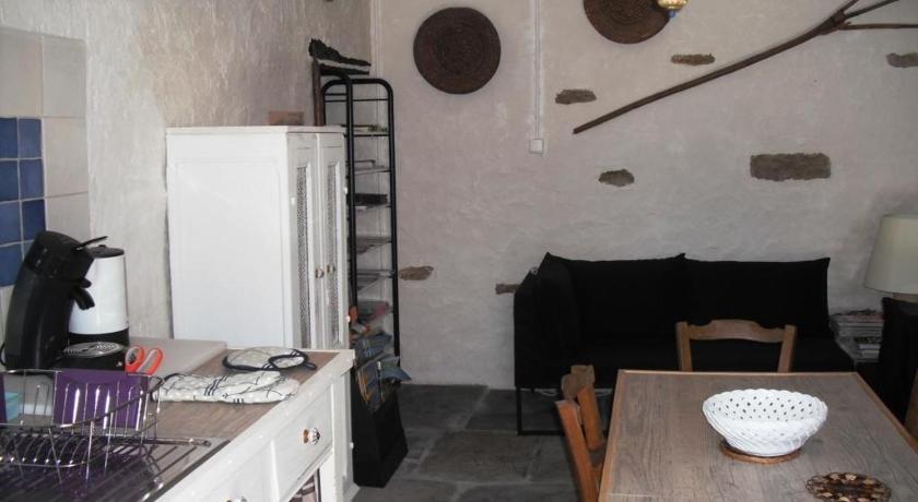 Le Clos D'Albray - Chambres D'Hotes Et Gite Comps-la-Grand-Ville Bilik gambar
